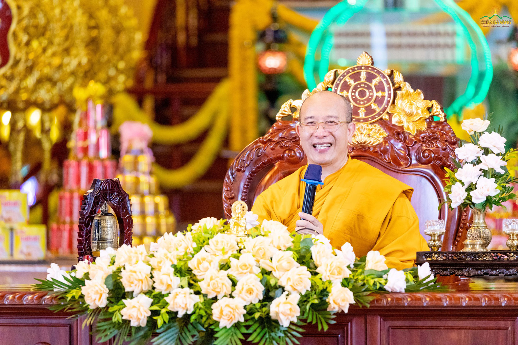 Ngày 08/8/Tân Sửu vừa qua, thể theo lời thỉnh cầu của các Phật tử, Sư Phụ Thích Trúc Thái Minh đã quang lâm Chính Điện, truyền trao cho đại chúng thời Pháp: “Phước báu của tâm cung kính”
