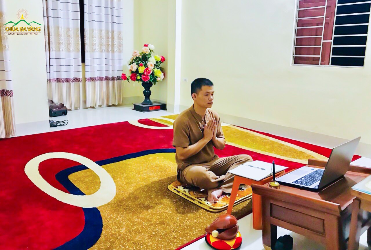Qua sự giảng giải minh triết của Sư Phụ, các Phật tử đã rút ra được những bài học vô cùng quý báu để áp dụng vào việc tu tập của mình