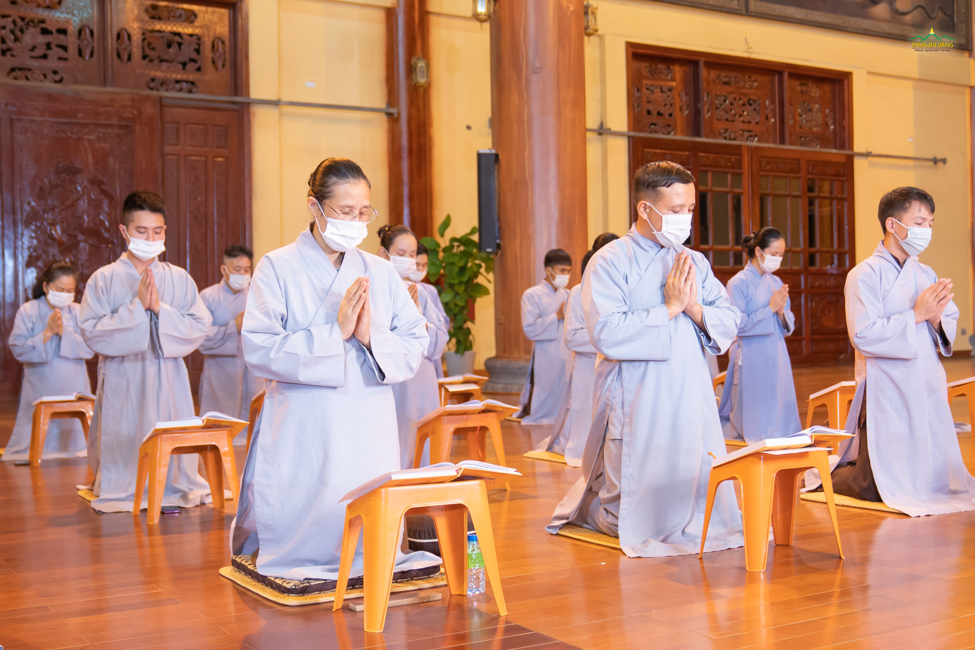 Phật tử tụng kinh tưởng niệm Đại lão Hòa thượng Thích Phổ Tuệ – Đức Đệ tam Pháp chủ Giáo hội Phật giáo Việt Nam