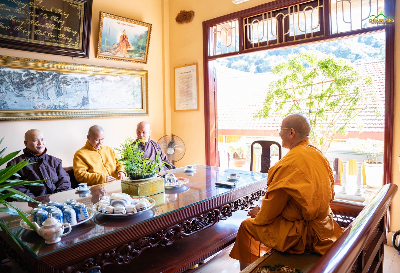 Sư Phụ Thích Trúc Thái Minh có buổi trò chuyện với chư Tăng tại chùa Lân - Thiền viện Trúc Lâm Yên Tử (Quảng Ninh)