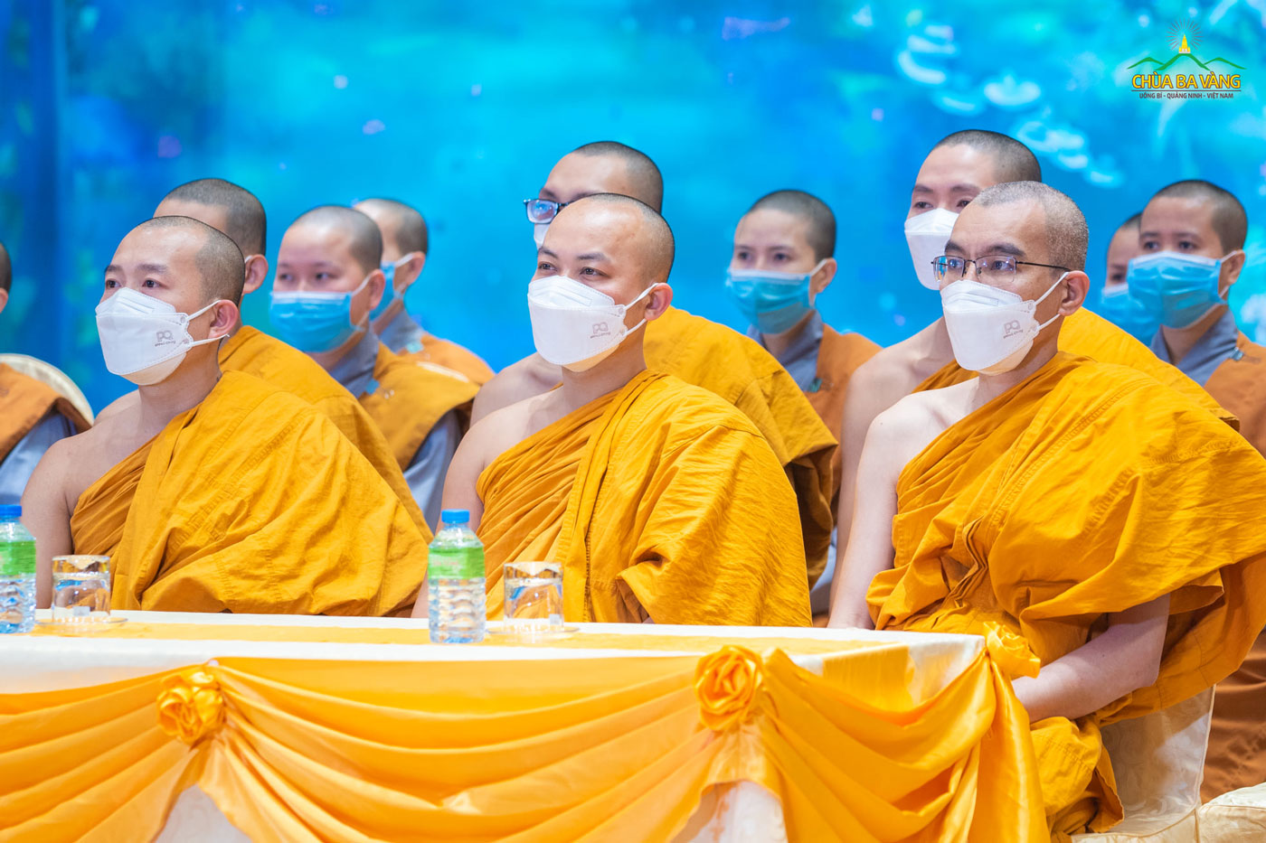 Chư Tăng chùa Ba Vàng tham dự chương trình Đêm văn nghệ “Sự kiện hạ sinh - tình duyên phạm hạnh của Tổ sư Ca Diếp”