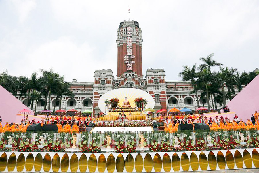 Đại lễ Phật Đản tại Khải Đạt Cách Lan (Đài Loan), 13/5/2012.