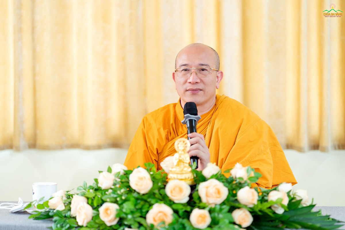 Sư Phụ ban bố những lời chỉ dạy các Phật tử về việc tổ chức Đại lễ Phật đản