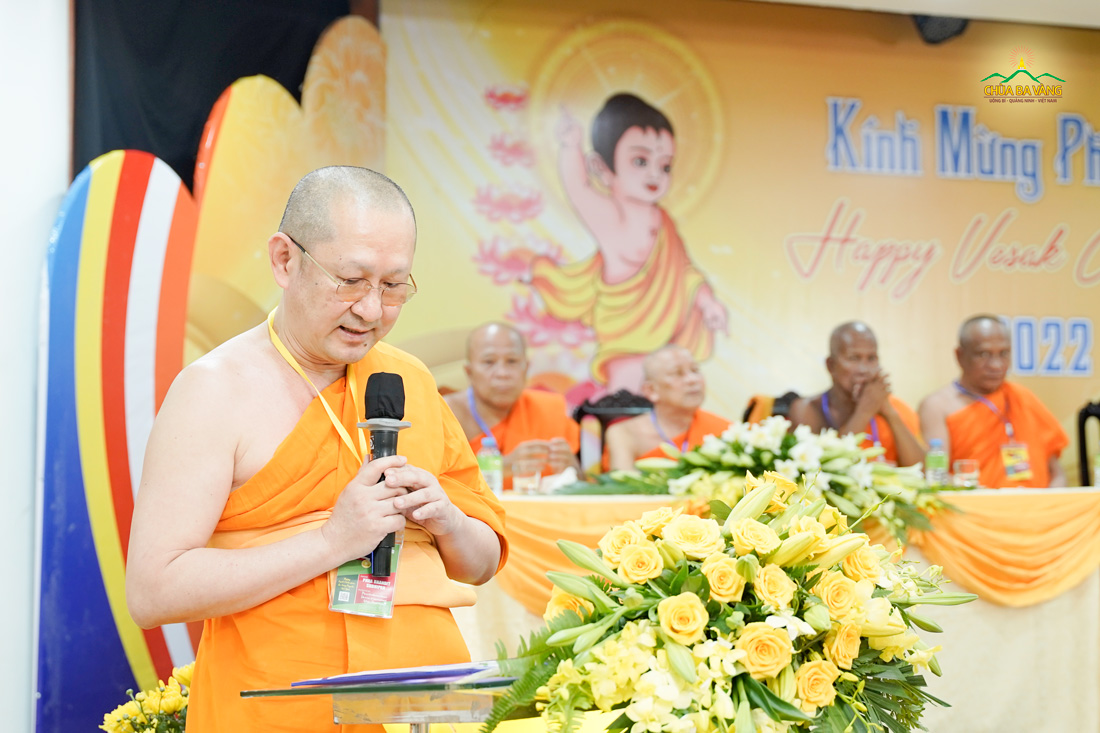 Thượng tọa Phra Vides Dhammabhorn chia sẻ trong chương trình