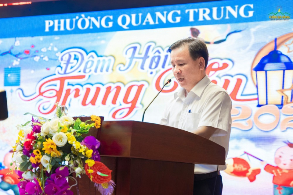 Ông Nguyễn Nhật Thủy - Đảng ủy viên, Phó Chủ tịch UBND phường Phát biểu chương trình