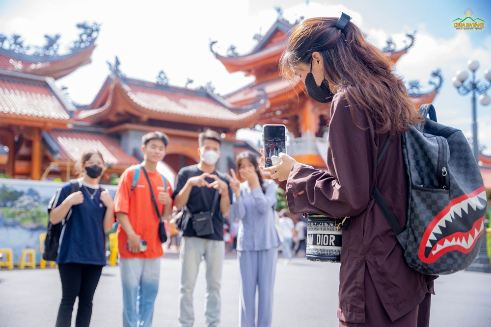 Cùng nhau lưu lại những kỷ niệm thật đẹp nhé