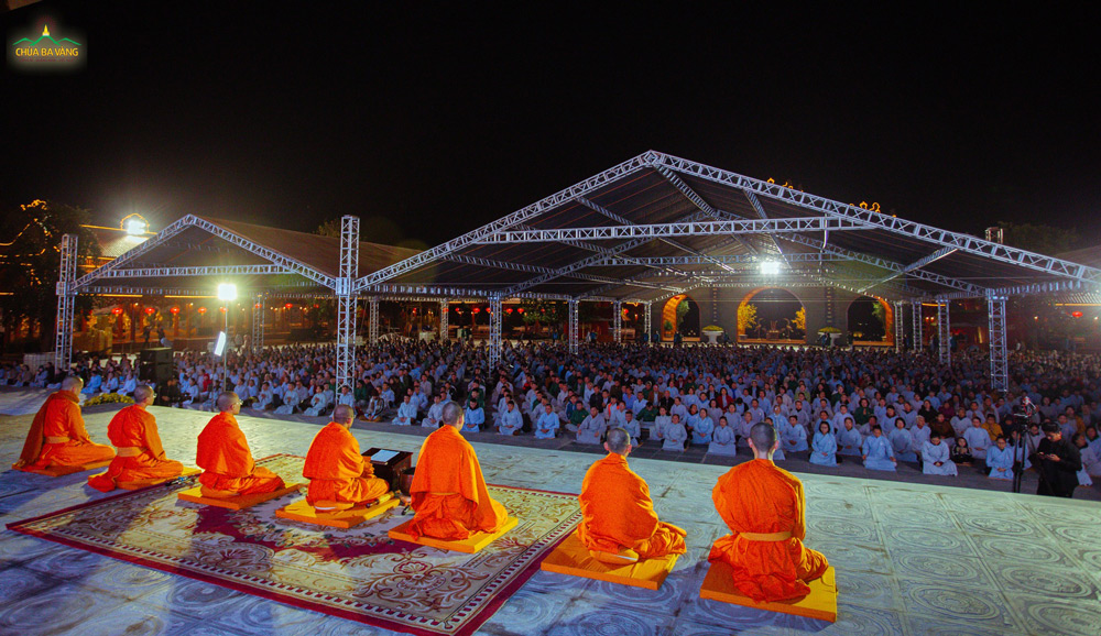 Chương trình thiền quán niệm mừng ngày Đức Phật thành đạo tại chùa Ba Vàng vào sáng ngày 08/12/Quý Mão