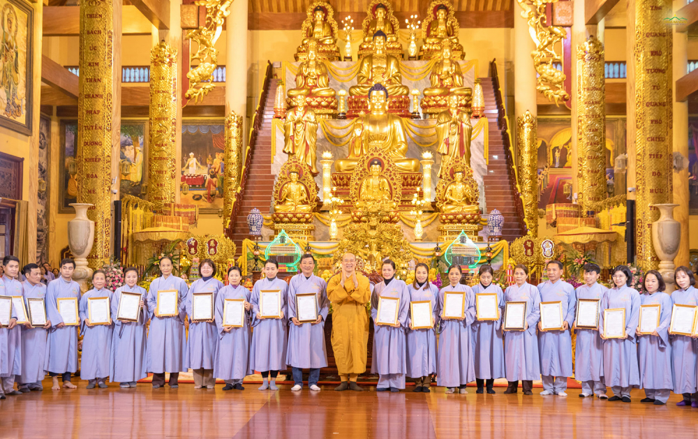 Đạo tràng chùa Ba Vàng được thành lập dưới sự giáo dưỡng trên Sư Phụ Thích Trúc Thái Minh (ảnh tháng 1 năm 2021)  