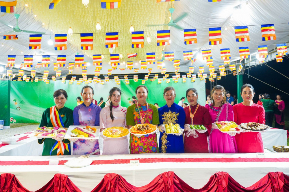Xin mời các bạn cùng thưởng thức những món ăn siêu ngon nhé!