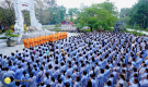 [Video] Đặt bát cúng dường chư Tăng tu hạnh đầu đà - hồi hướng phúc báu cho các anh linh anh hùng liệt sĩ