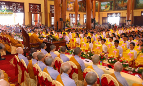 Những khoảnh khắc ấn tượng trong ngày lễ Vu Lan chùa Ba Vàng 2019