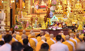 Lễ Khánh tuế Sư Phụ thắm tình đạo vị sáng ngày mùng Một Tết tại chùa Ba Vàng