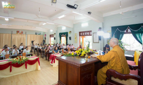 Công ty Khách sạn Hồng Vận và chuyến tu học đặc biệt tại chùa Ba Vàng
