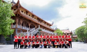 Chuyến thăm quan chùa Ba Vàng ý nghĩa của đội Thanh niên Vận động Hiến máu - Học viện Thanh thiếu niên Việt Nam