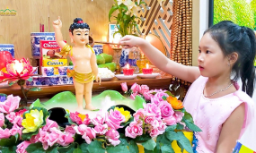 Phật tử nhí chùa Ba Vàng đón mừng ngày Đức Phật đản sinh