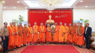 Ban Lễ tân Đại lễ Vesak Liên Hợp Quốc 2025 thân mật đón tiếp các phái đoàn Phật giáo quốc tế và đại biểu các quốc gia đến tham dự Đại lễ