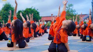 Tập yoga - khởi động ngày mới đầy năng lượng!