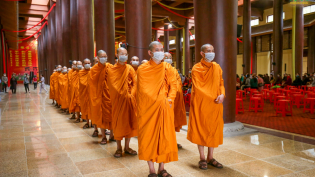 Chư Tăng chùa Ba Vàng thành kính tưởng niệm đệ Nhị Tổ Pháp Loa