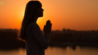 Niệm là gì? Cách thực hành để dừng loạn tưởng, giữ tâm bình an