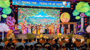 Bé vui Trung thu – Đêm trăng của những nụ cười tuổi thơ