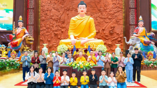 Cho người đi xuất gia - Niềm hạnh phúc vô cùng của các gia đình Phật tử
