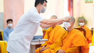 Công ty Tâm An Mỹ thực hành bố thí, cúng dường theo lời Phật dạy