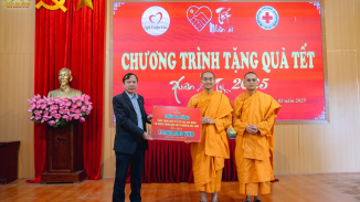 Những món quà Tết lan tỏa nghĩa tình sẻ chia trong xuân mới