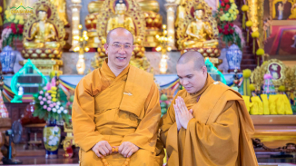 Cuộc hội ngộ xúc động của Thầy Thích Nhuận Hòa với chư Tăng, Phật tử chùa Ba Vàng