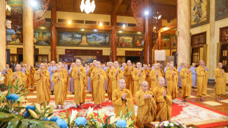 Tu tập theo chùa Ba Vàng