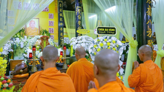 Thành kính đảnh lễ Giác linh Trưởng lão Hoà thượng Thích Phước Tú