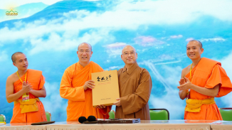 |Cao Hùng, Đài Loan| Thầy Phó trụ trì chùa Phật Quang Sơn thịnh tình đón tiếp chư Tăng, Phật tử chùa Ba Vàng