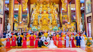 Hạnh phúc trào dâng trong lễ Hằng thuận tại chùa Ba Vàng
