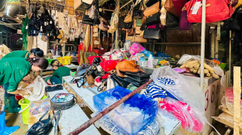 Phật tử CLB Cúc Vàng - Tập Tu Lục Hòa hỗ trợ dọn dẹp, khắc phục sau bão số 10