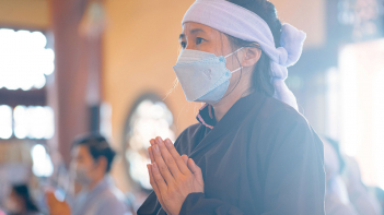 Chùa Ba Vàng tổ chức lễ cầu siêu vào những ngày nào?