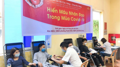 Phật tử chùa Ba Vàng hiến máu vì cộng đồng trong mùa dịch Covid-19