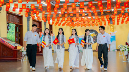 |2/9/2026| Ba Vàng đón Tết Độc lập giữa trời thu rực rỡ sắc cờ