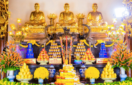 Kỷ niệm 763 năm ngày sinh Phật hoàng Trần Nhân Tông - Phật tử chùa Ba Vàng thực hành hạnh tri ân