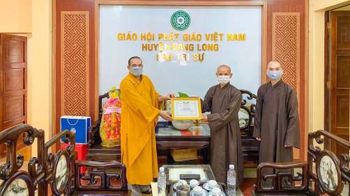 Chùa Ba Vàng ủng hộ tịnh tài đến GHPGVN tỉnh Trà Vinh và Ban Trị sự GHPGVN huyện Càng Long mùa dịch