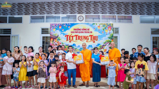 Đón Tết trông trăng, vui hội Trung thu cùng các em thiếu nhi khu phố Quang Trung 5A, 5B
