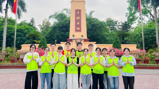 Tuổi trẻ hôm nay khắc ghi một niệm ơn