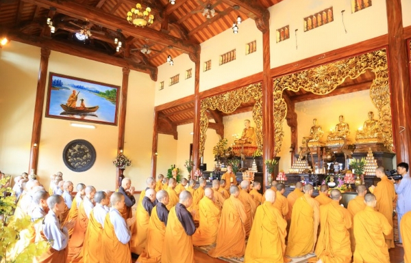 Lễ Giỗ Tổ chùa Ba Vàng