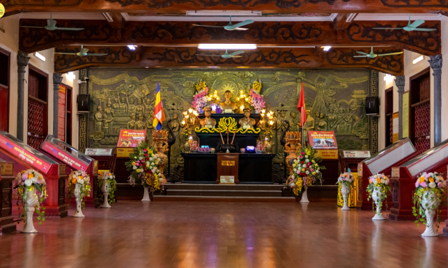 12 pho đại sách “Huyền thoại Việt Nam” - Nơi lưu danh hơn 10 vạn Anh hùng Liệt sĩ Việt Nam | Chùa Ba Vàng