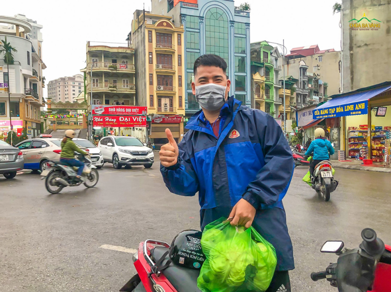 Mỗi người cùng nhau chung sức giúp đỡ người nông dân để lan tỏa những giá trị tốt đẹp mùa dịch